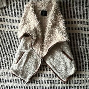 Women's Cream and Brown Sherpa Vest EUC